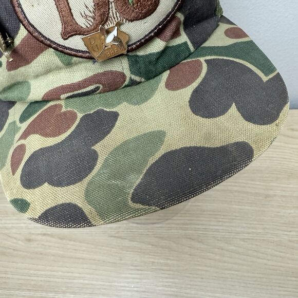 Vintage Ducks Unlimted Camo Patch Hat with Pins Made in USA Trucker Hunting Camp - Picture 11 of 14